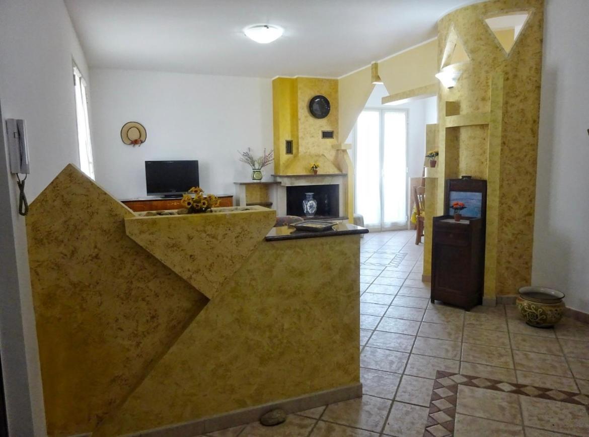Вілла La Pietra Bianca Portopalo Di Capo Passero Екстер'єр фото